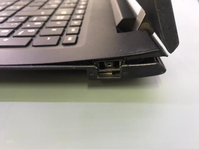 Laptop Bilgisayar Menteşe Kasa Tamiri